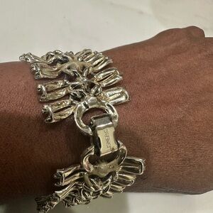 Vintage Lisner silver tone link bracelet